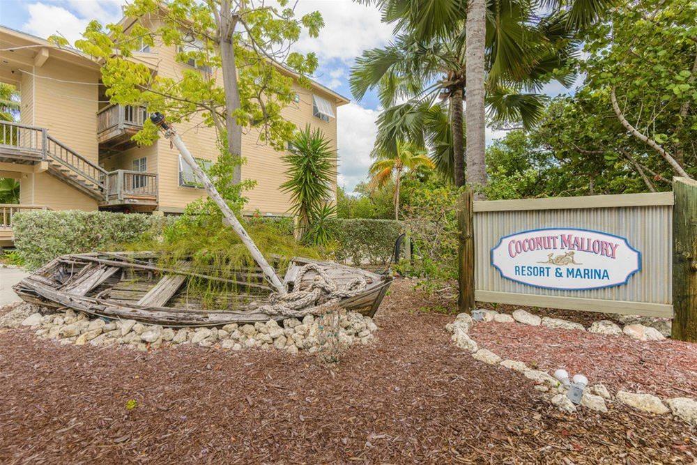 Coconut Mallory Marina & Resort