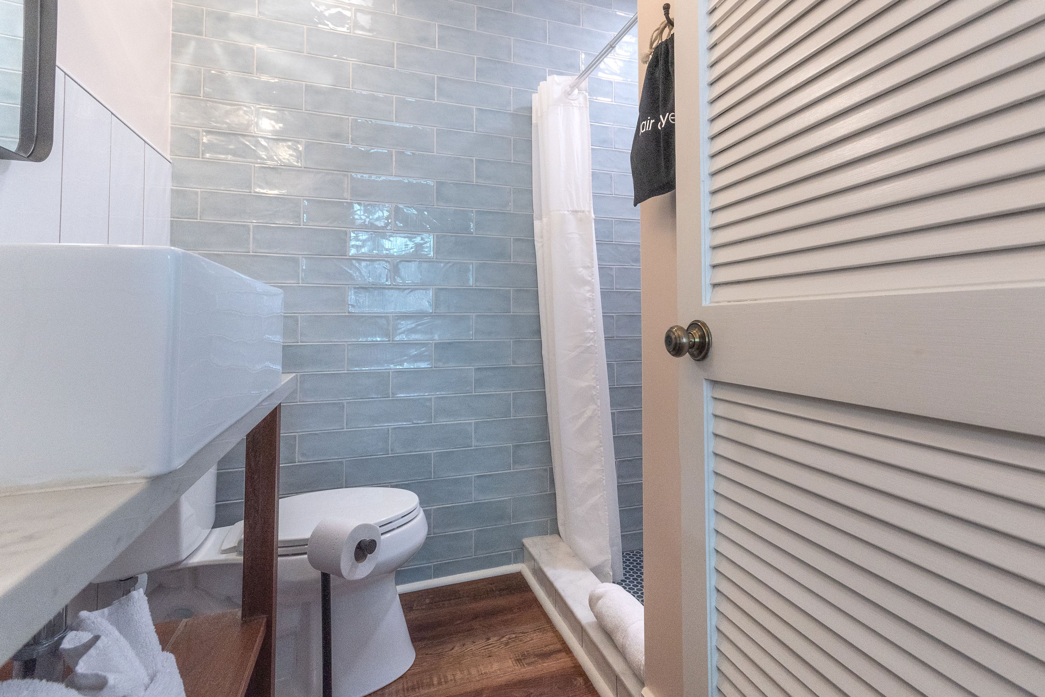 Frances Street Bottle Inn