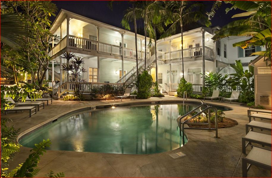 Paradise Inn