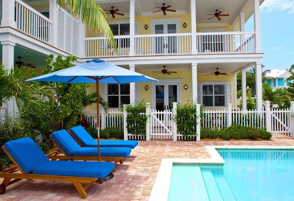 Sunset Key Cottages
