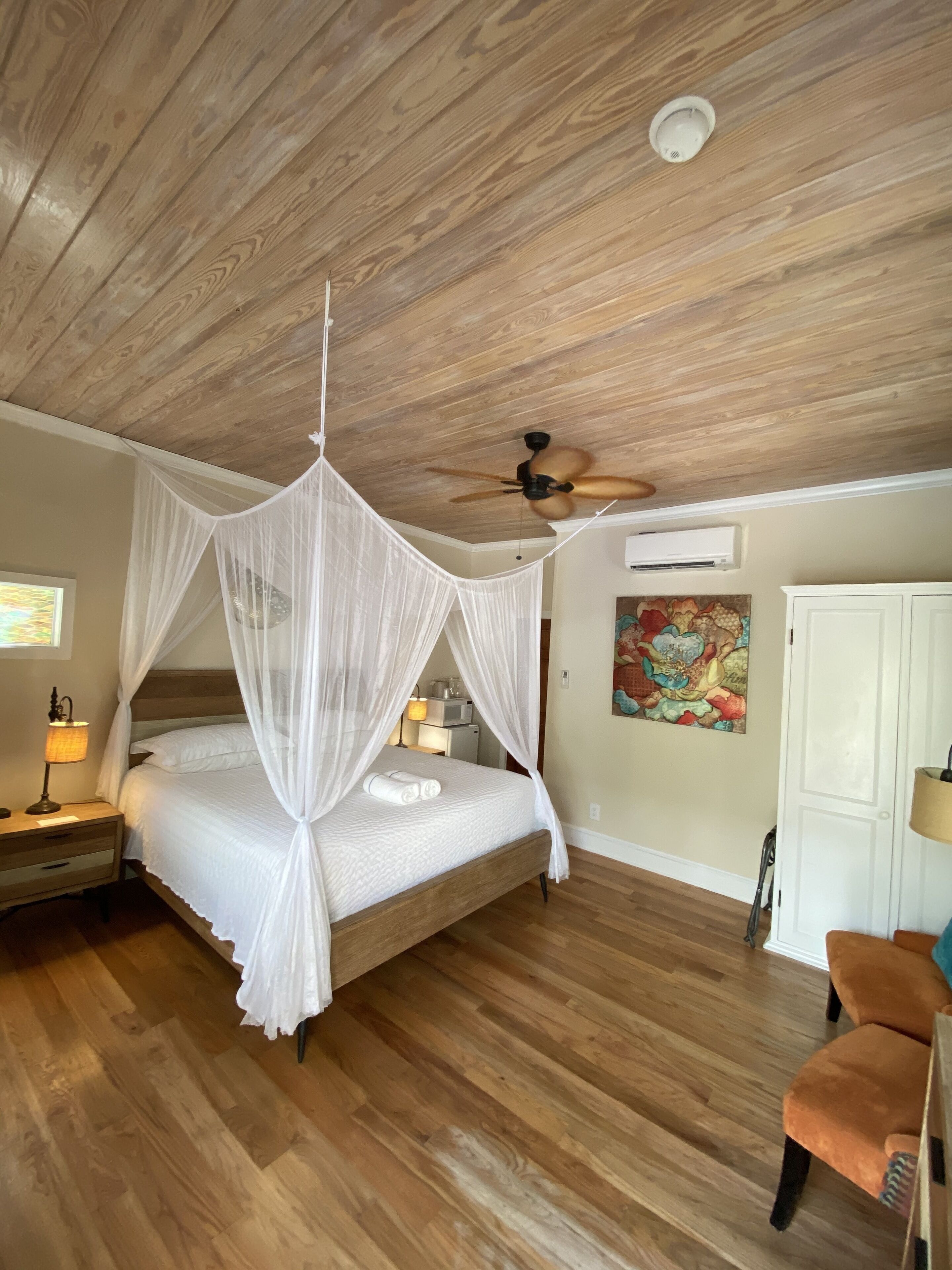The Guesthouses at Southernmost Beach Resort