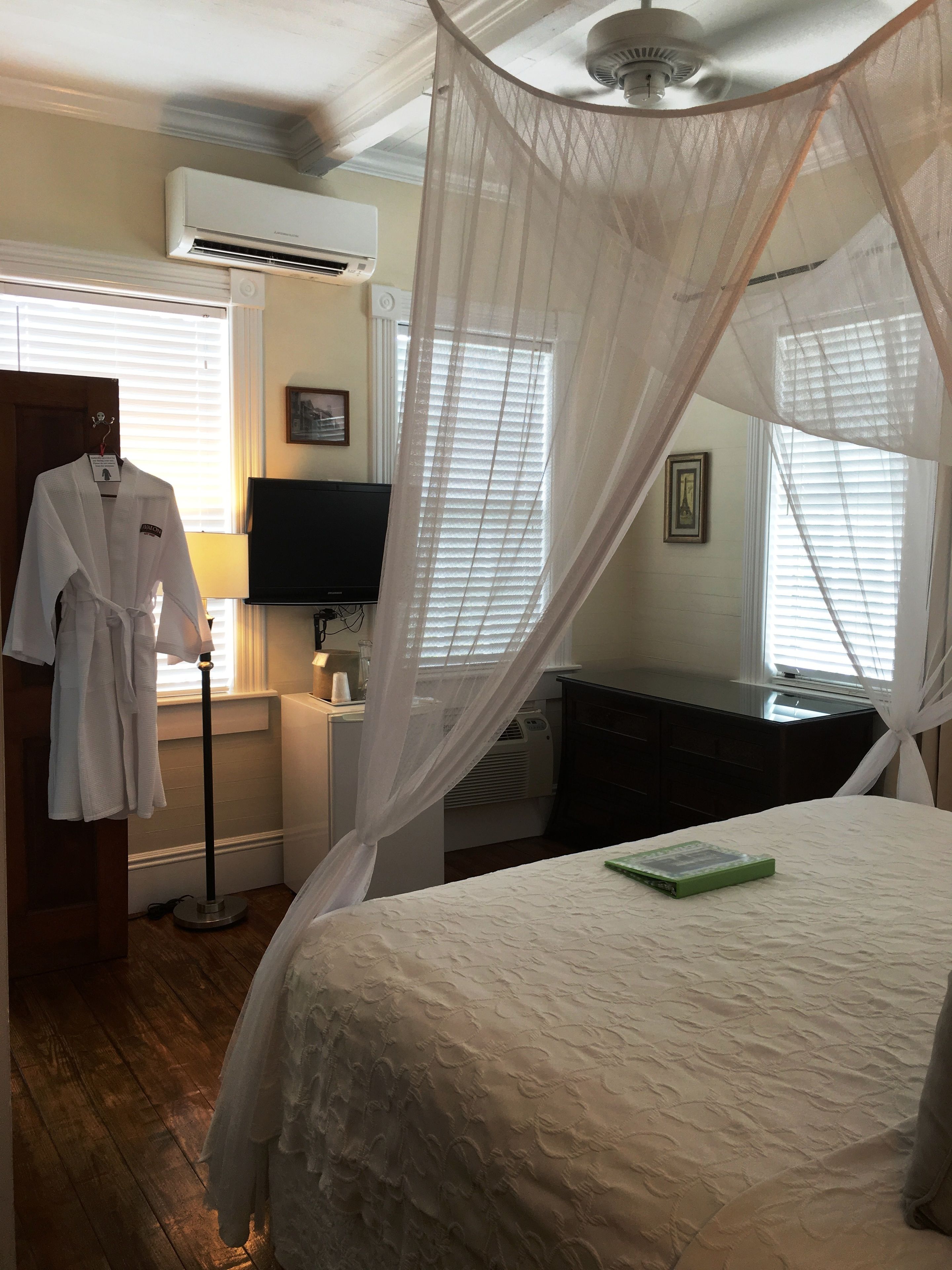The Guesthouses at Southernmost Beach Resort