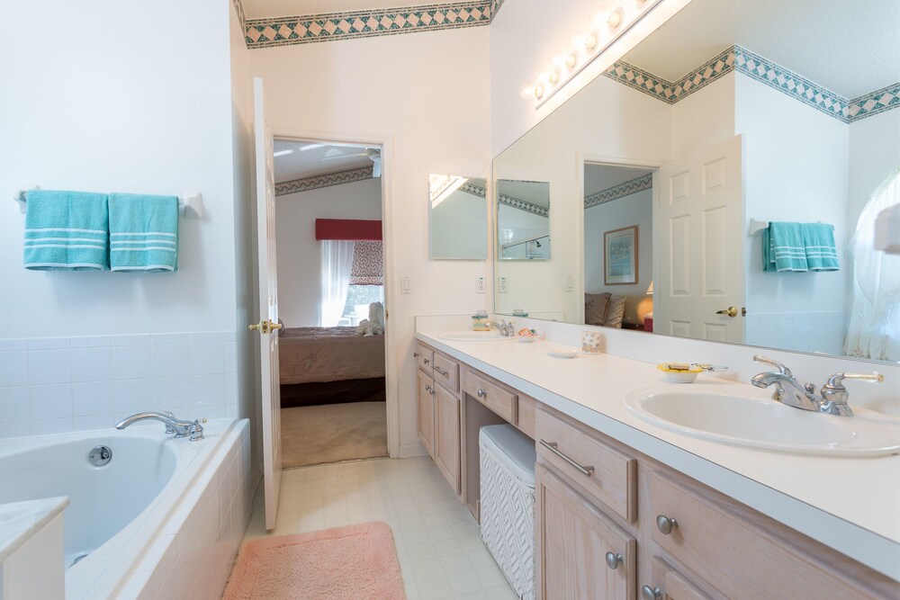 Country Creek Estates