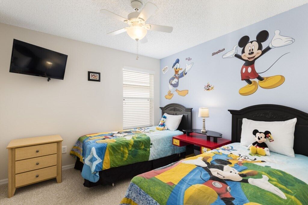 Donald Ducks Getaway Vacation Villa