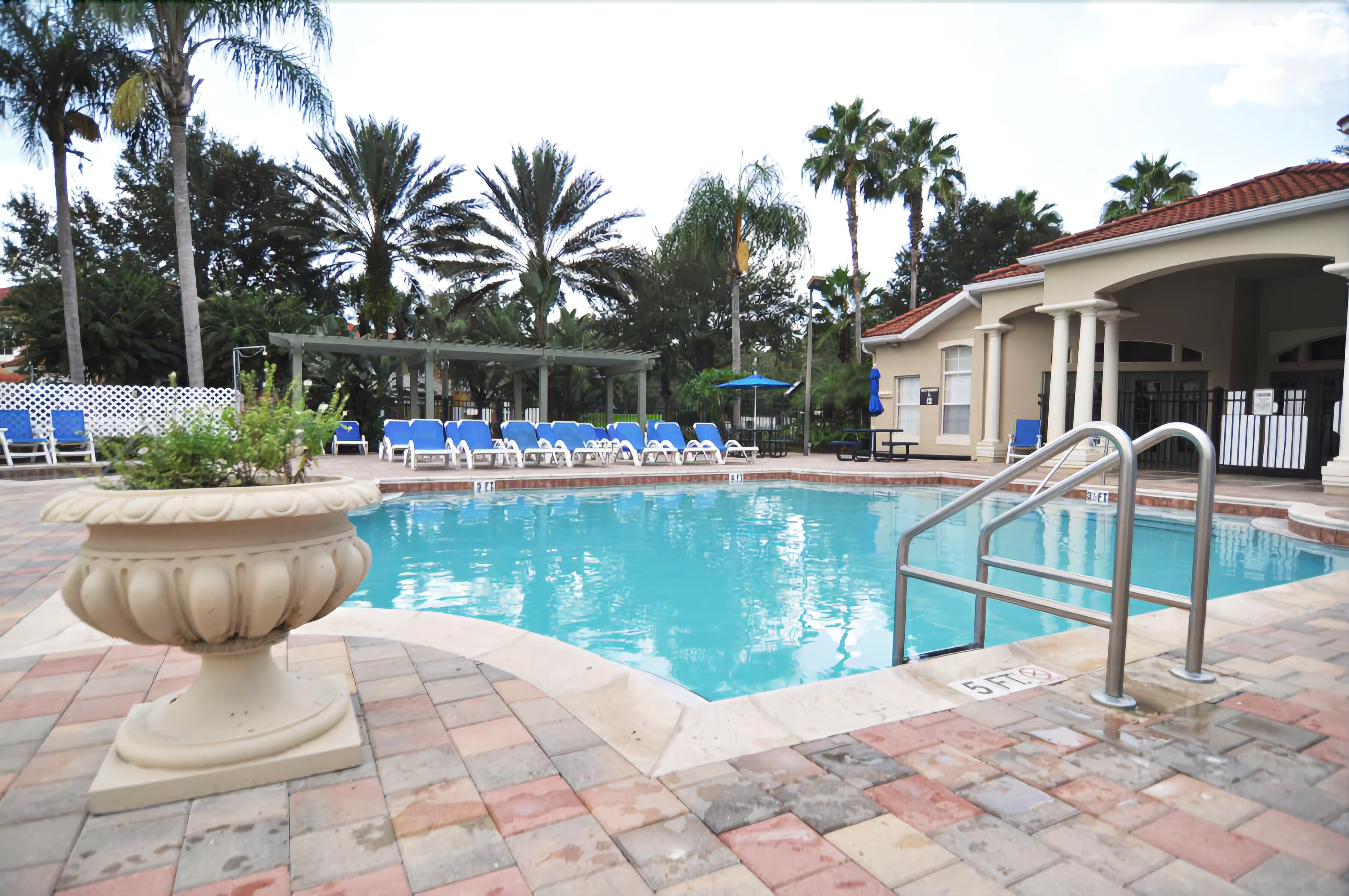 Emerald Island Resort