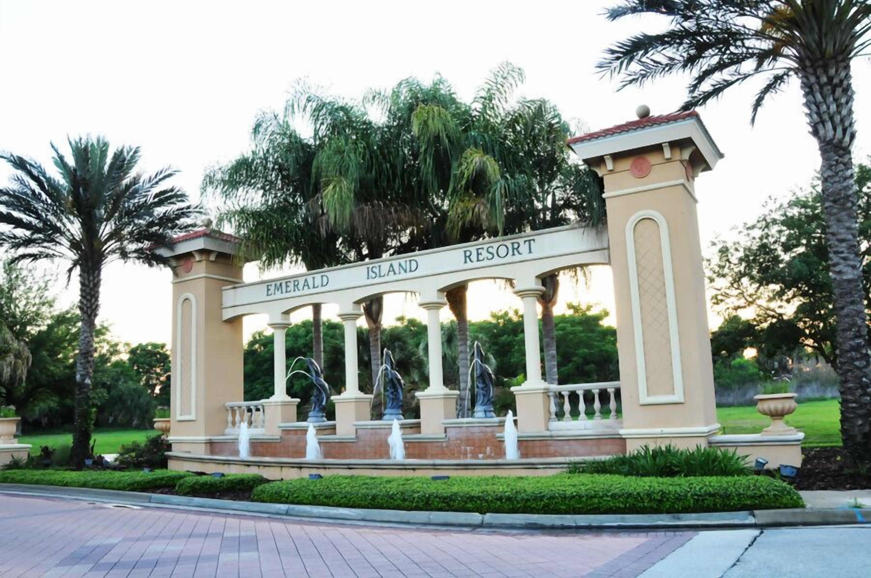 Emerald Island Resort