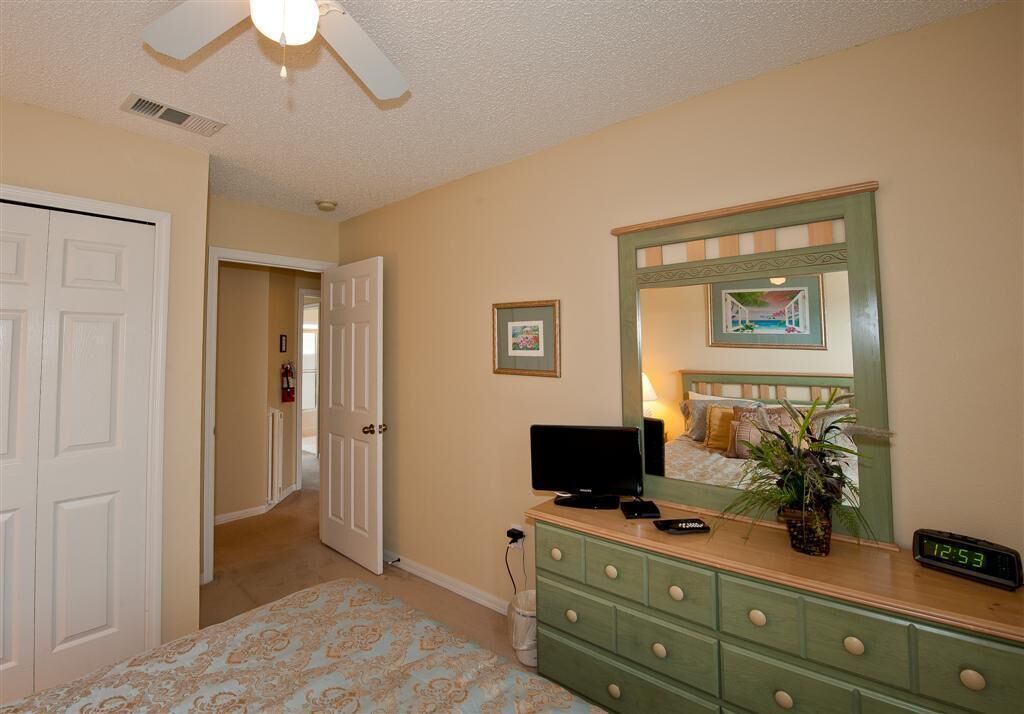 Emerald Island Resort