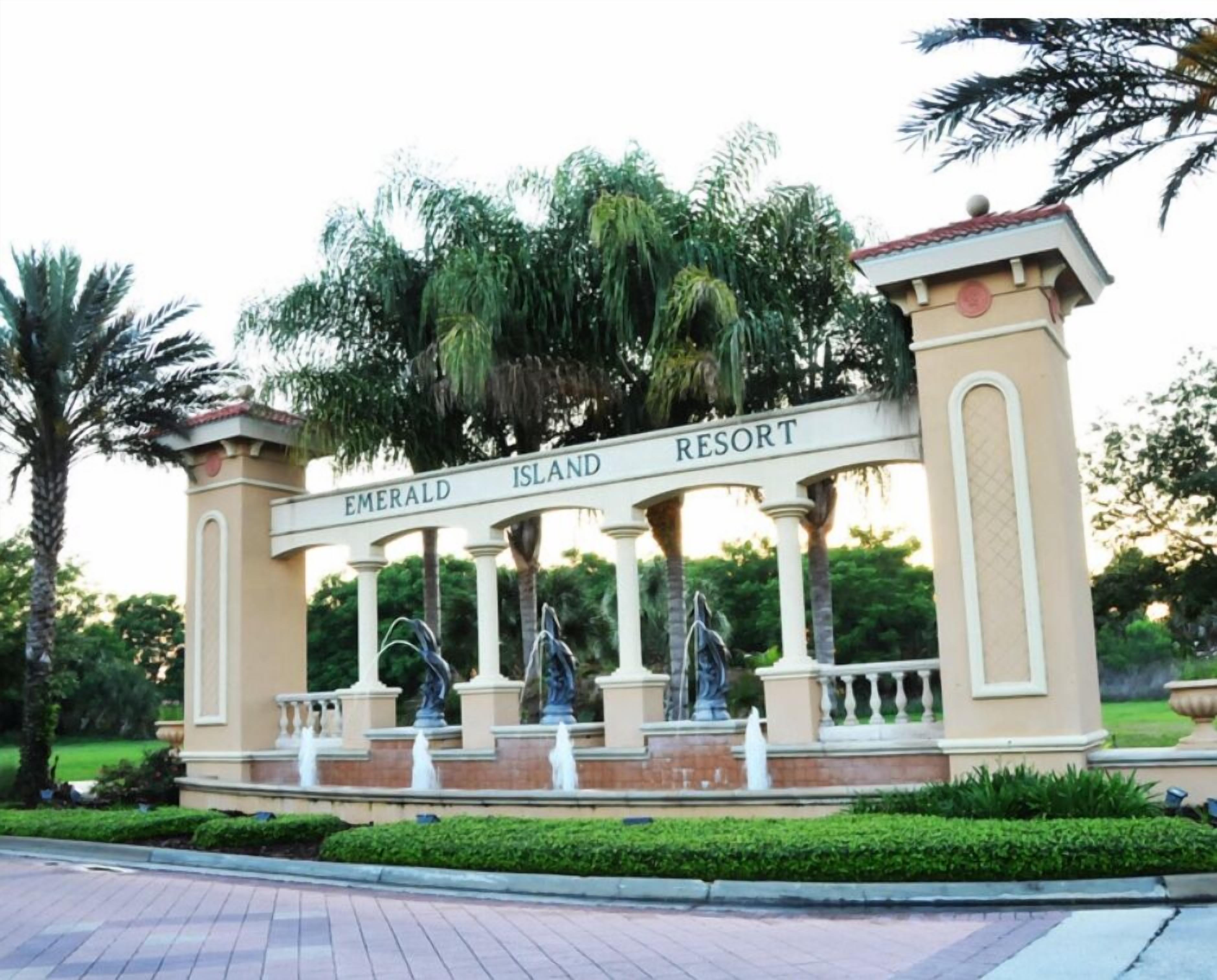 Emerald Island Resort