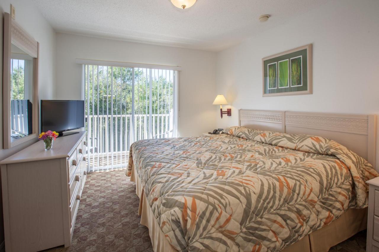 Berkley Lake Townhomes