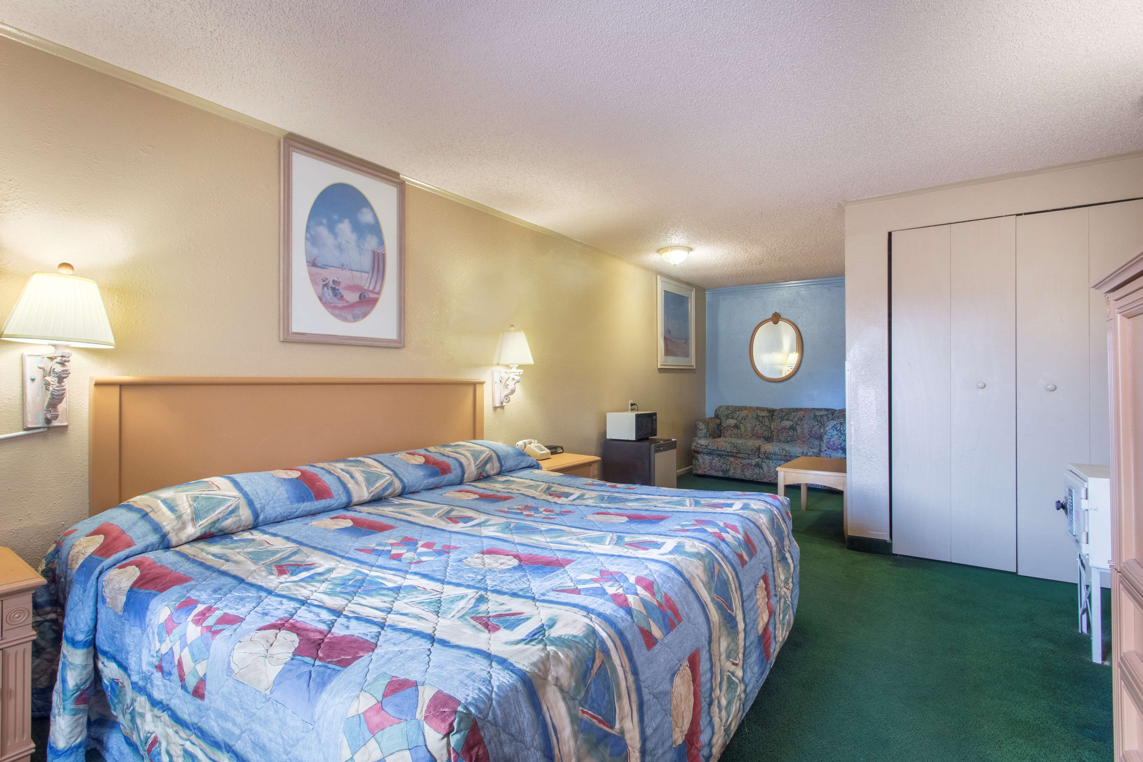 Super 8 by Wyndham Kissimmee/Orlando