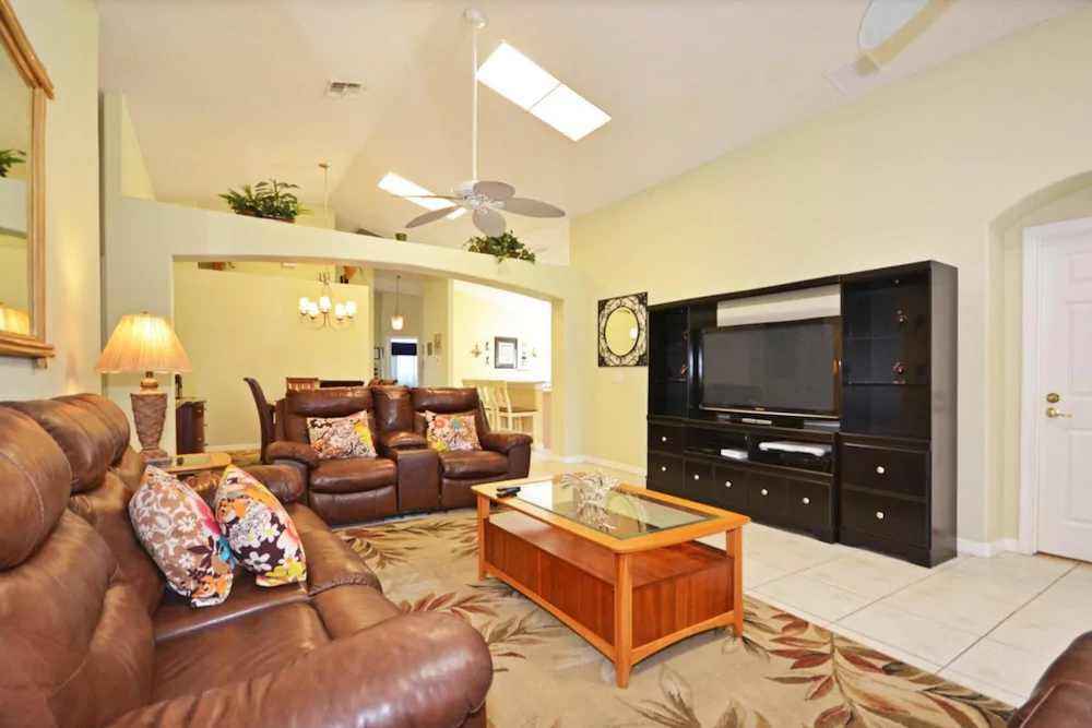 Mickey & Minnie's Palace