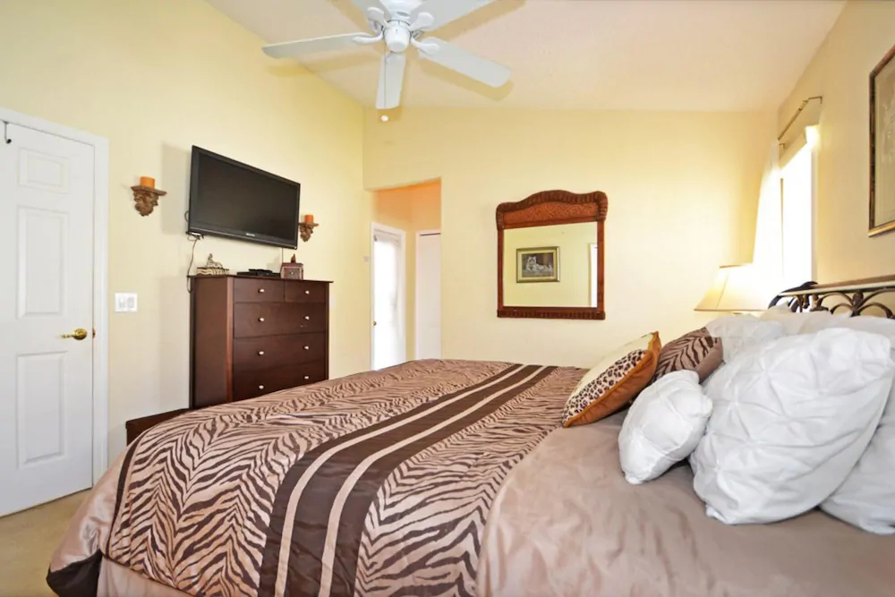 Mickey & Minnie's Palace