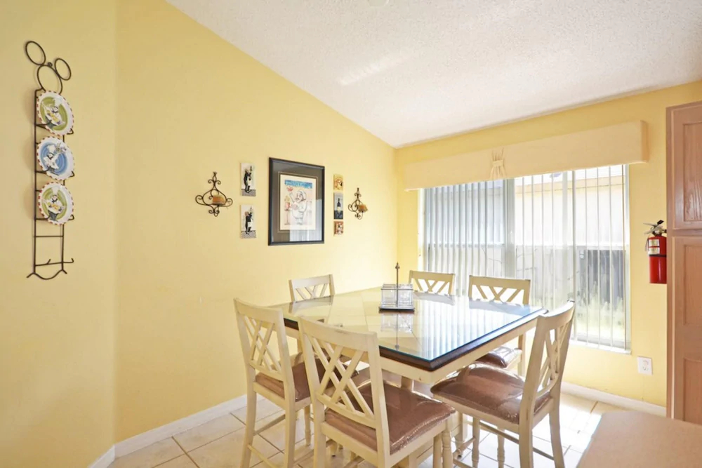 Mickey & Minnie's Palace