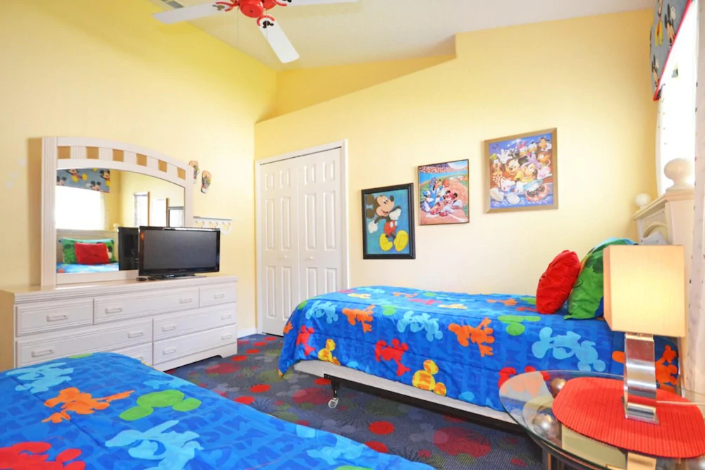 Mickey & Minnie's Palace