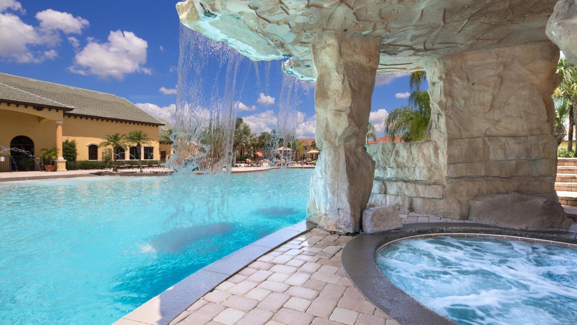 Paradise Palms Resort by VillaDirect
