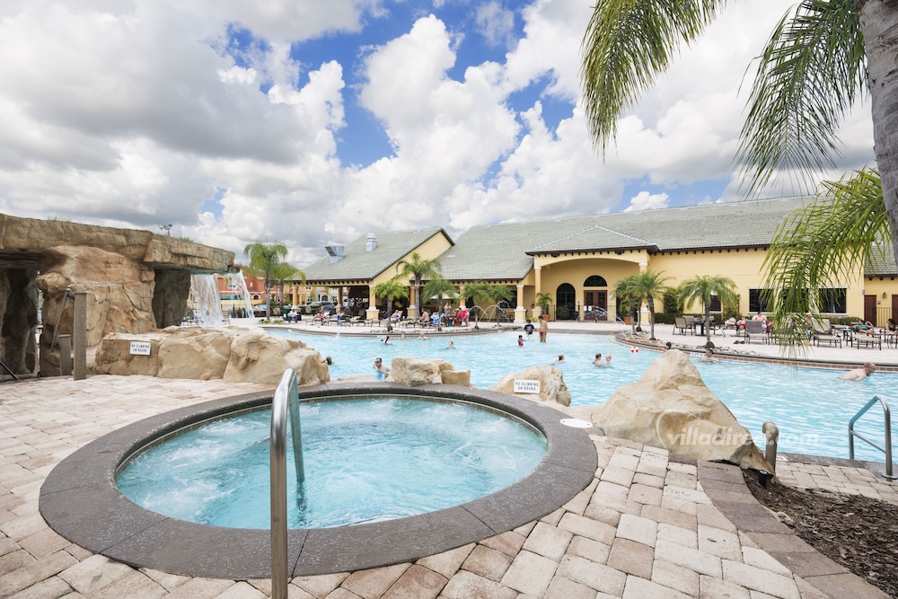 Paradise Palms Resort by VillaDirect