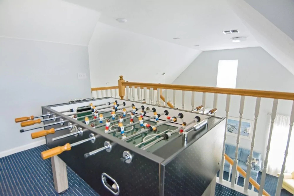 Runaway Beach Club by ACO Vacation Homes