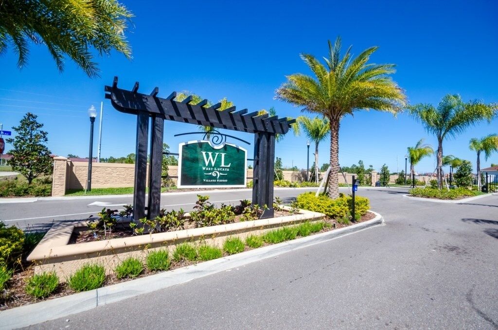 West Lucaya by Redawning