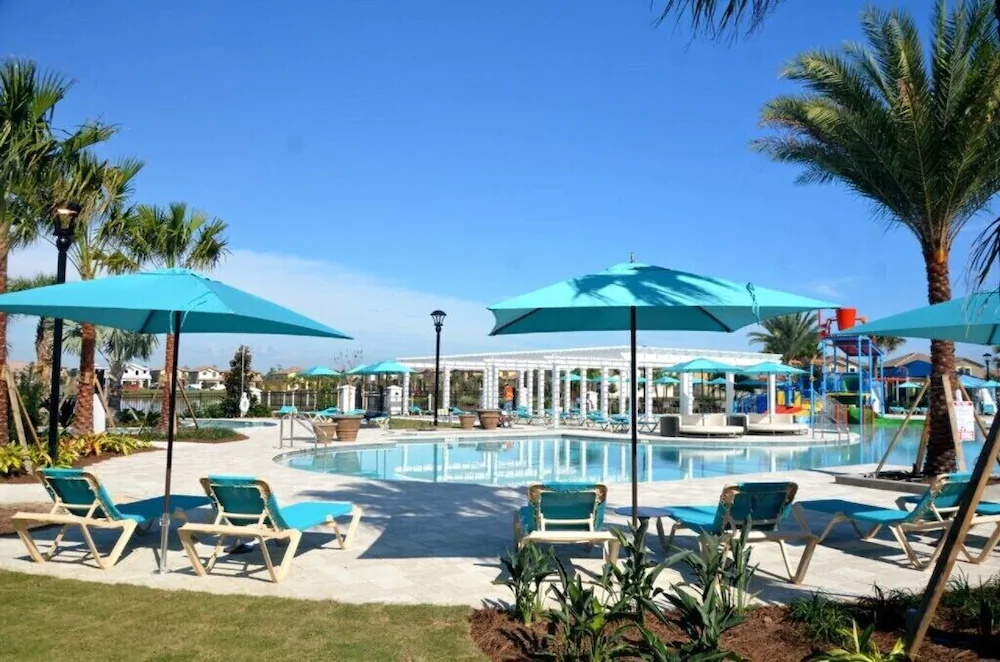 Windsor At Westside by iHome Resort