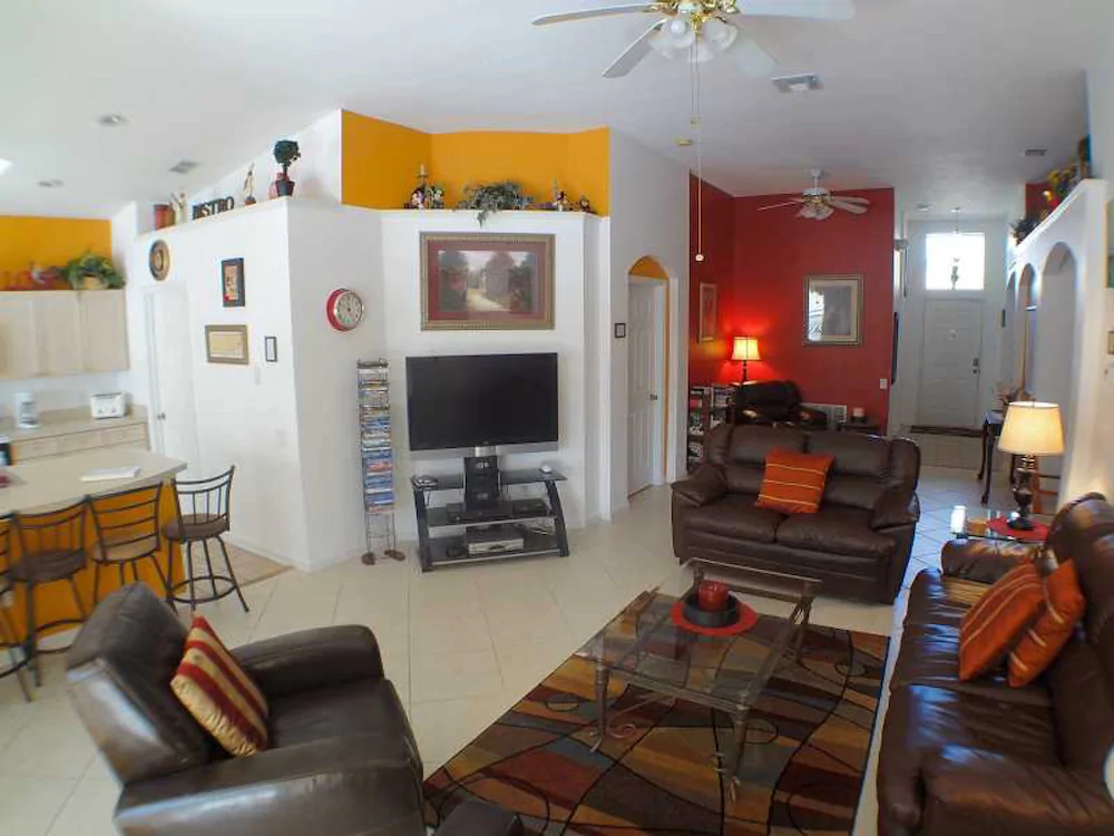 Windsor Palms by CV