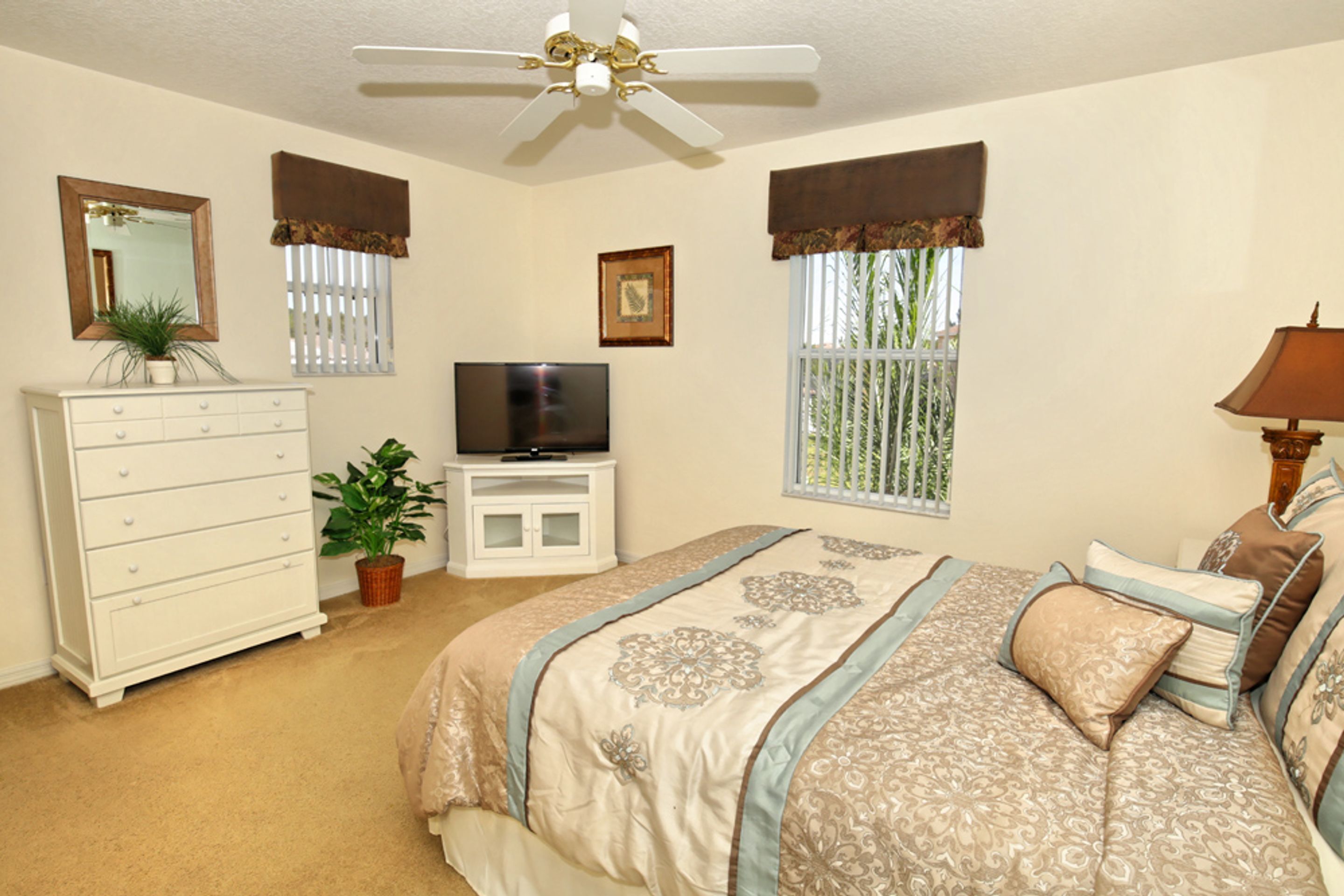 Windwood Bay by Florida Star Vacations