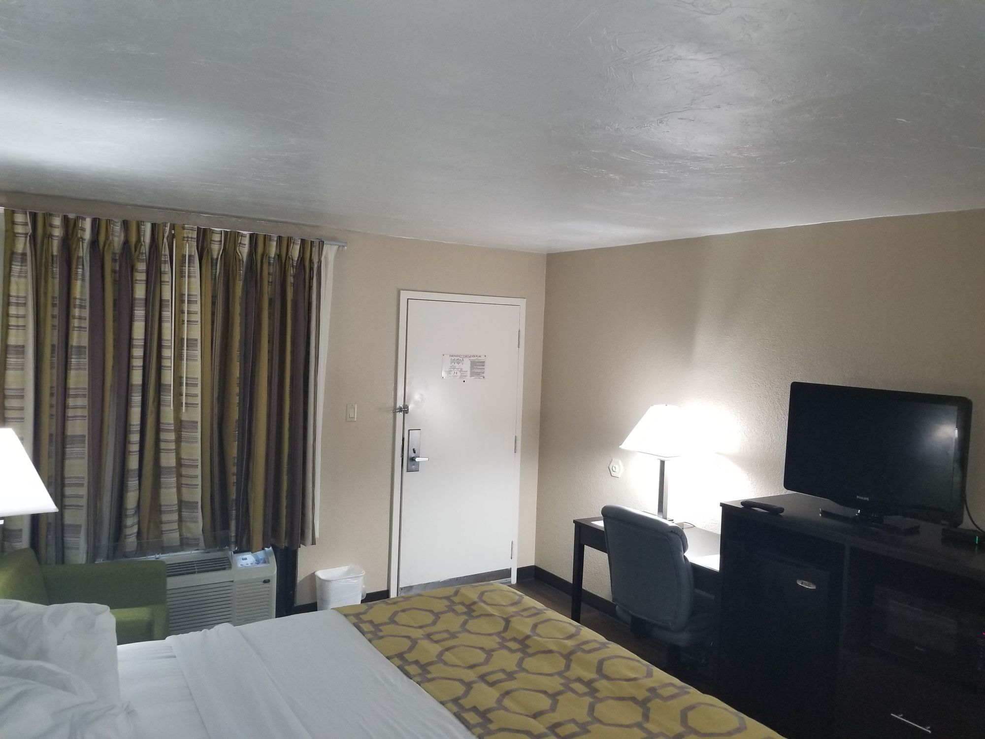 Baymont by Wyndham Lake City