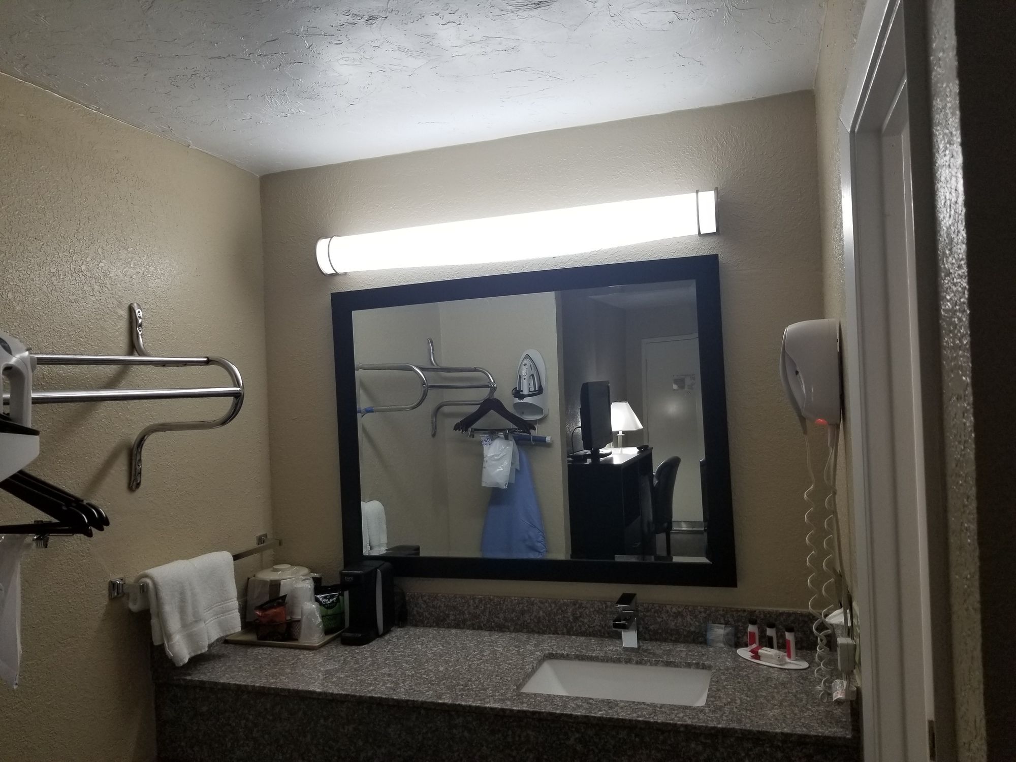 Baymont by Wyndham Lake City