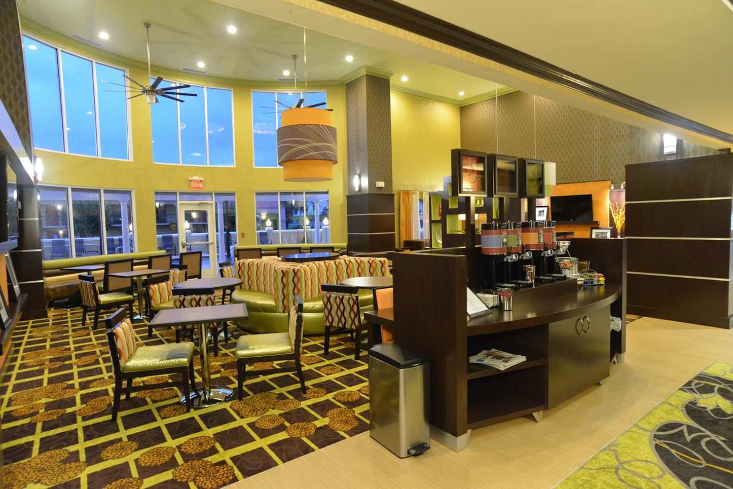 Hampton Inn & Suites Lake City