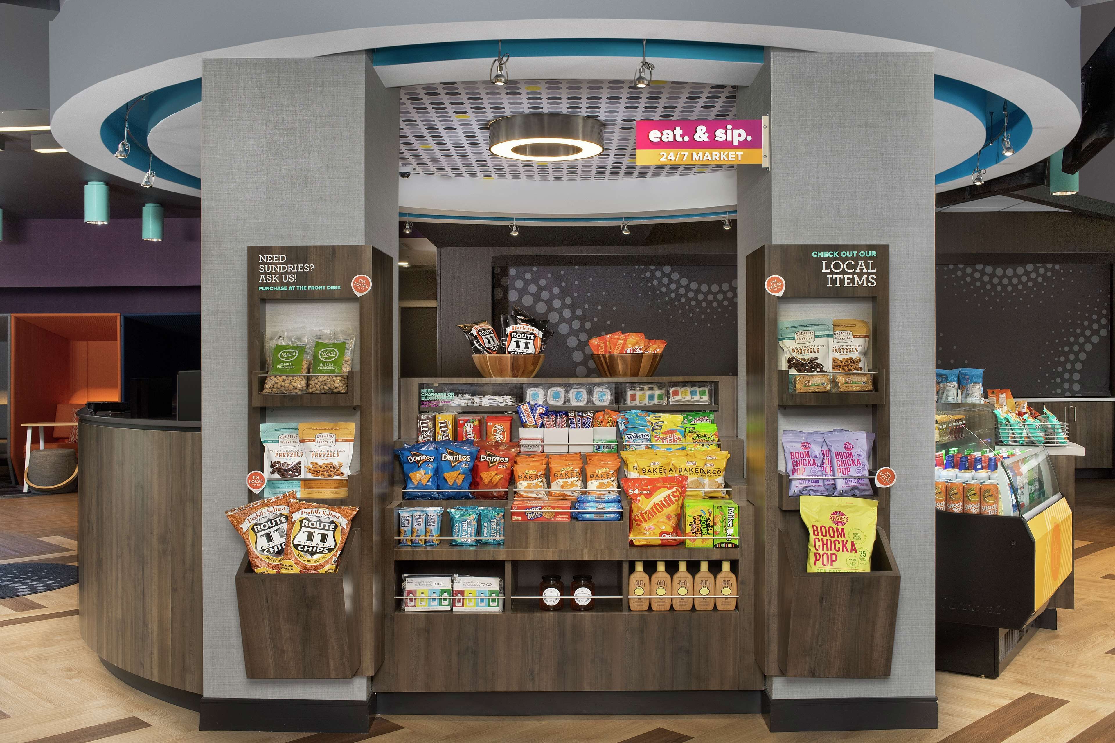 Tru by Hilton Lake City