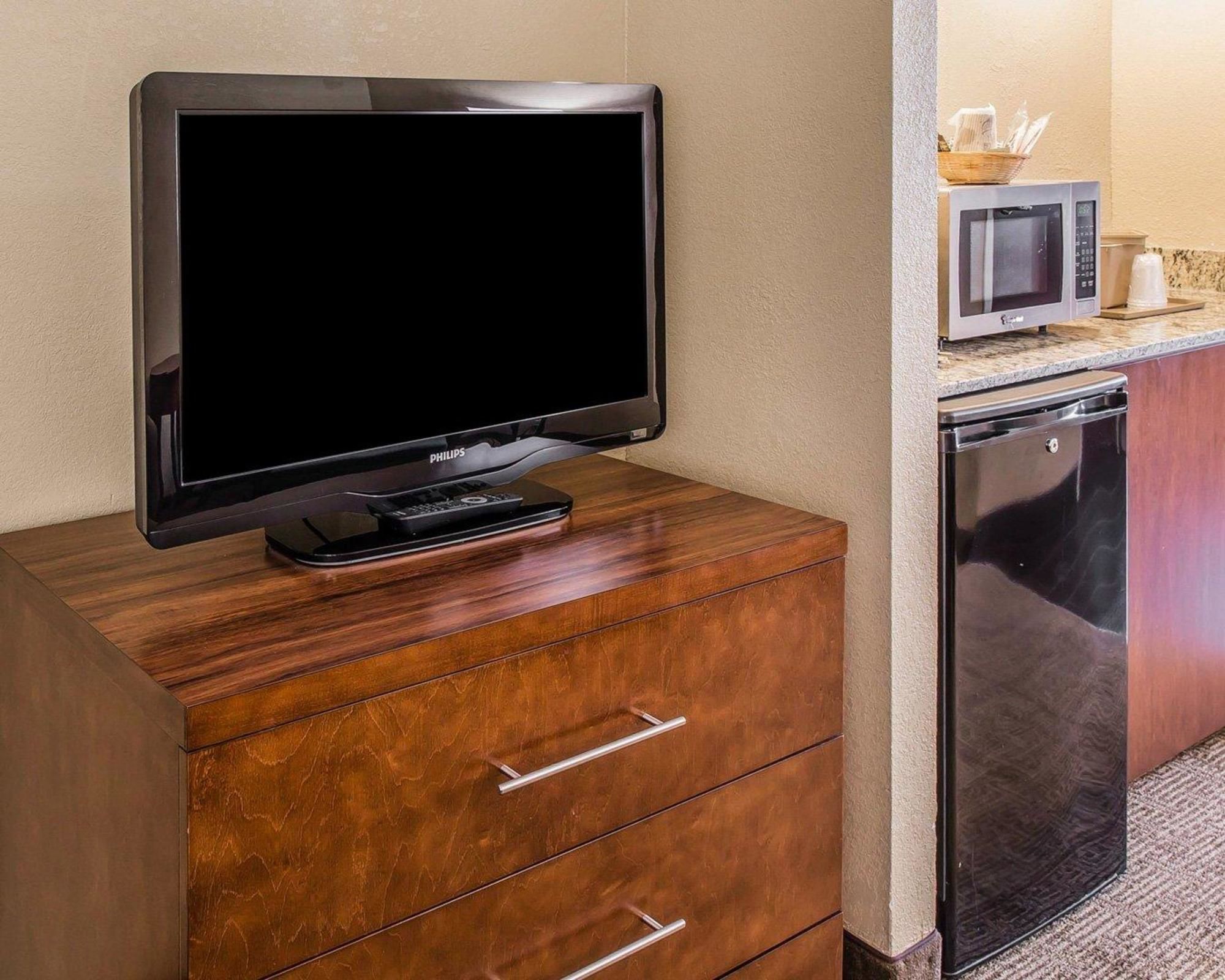Comfort Inn & Suites Lakeland North I-4