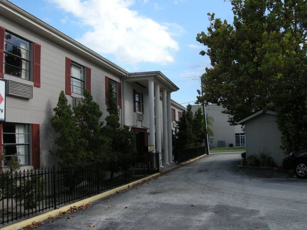 Relax Inn Lakeland