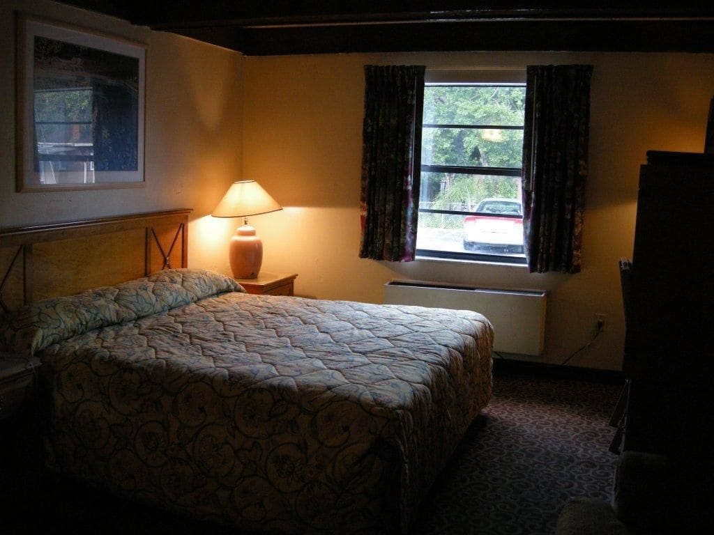 Relax Inn Lakeland