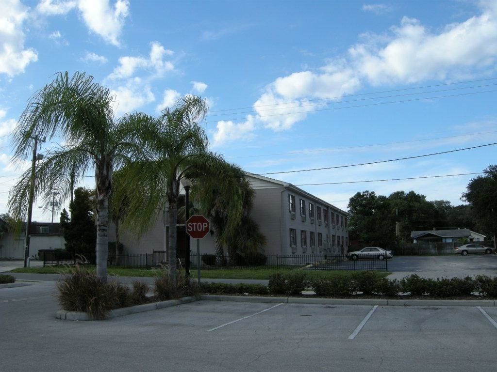 Relax Inn Lakeland