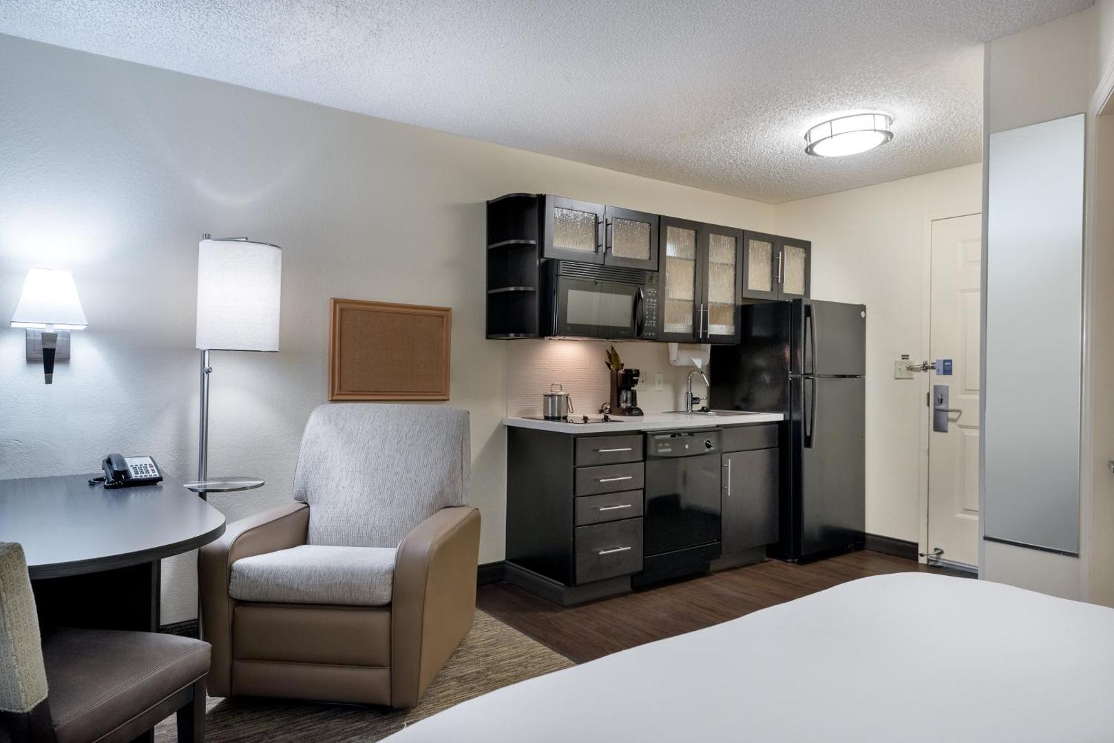 Candlewood Suites Lake Mary