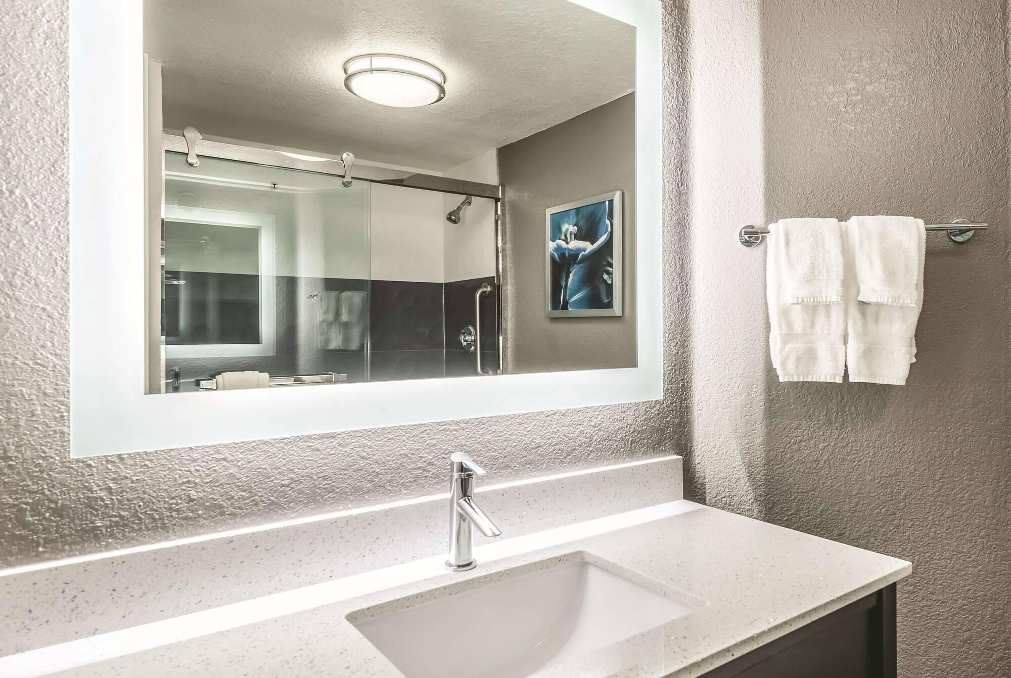 La Quinta Inn & Suites by Wyndham Orlando Lake Mary