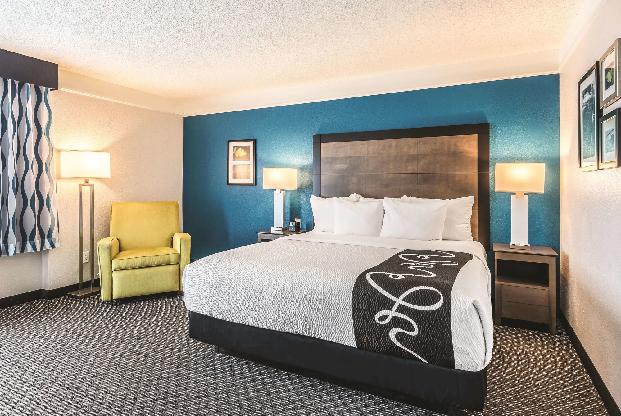 La Quinta Inn & Suites by Wyndham Orlando Lake Mary