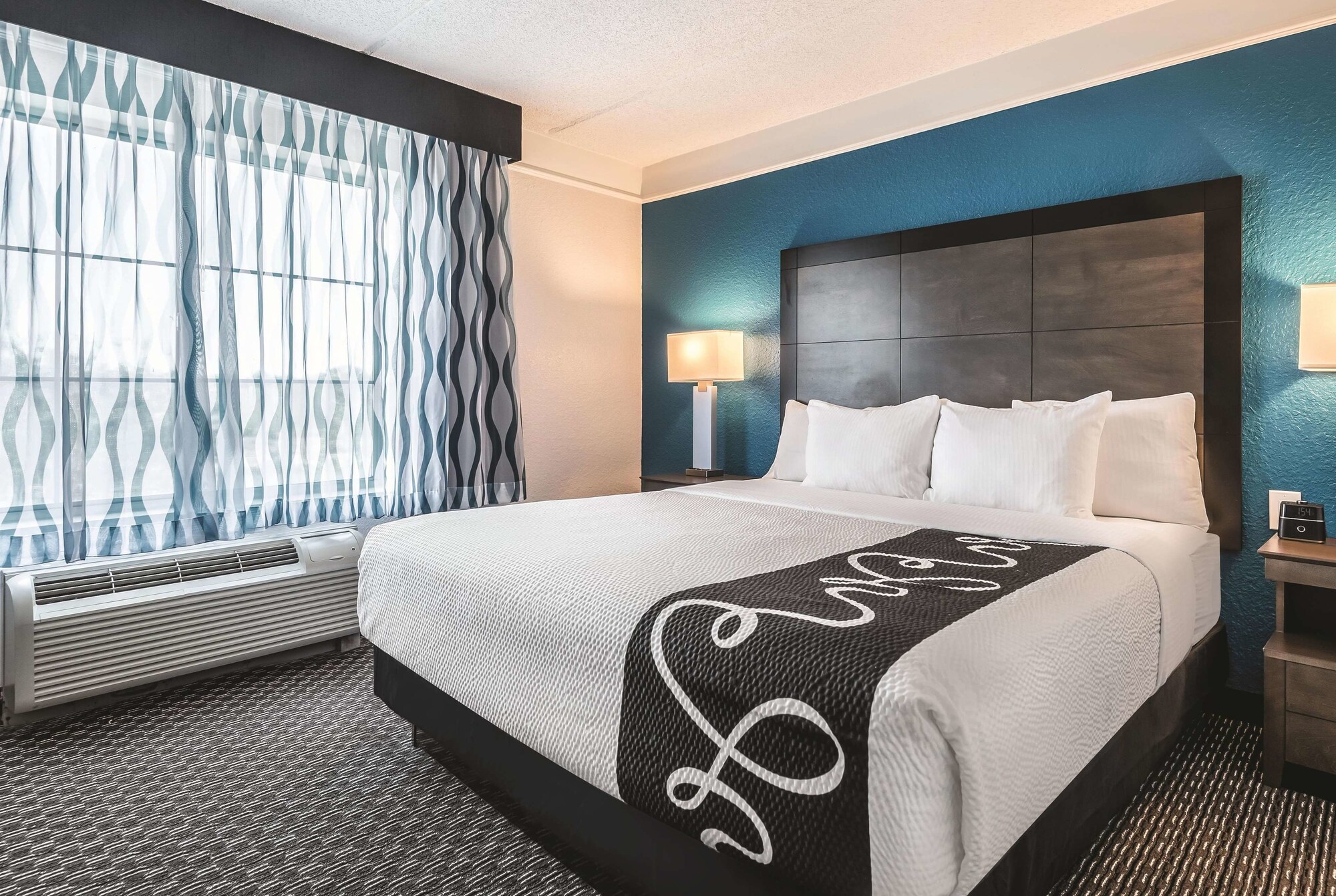 La Quinta Inn & Suites by Wyndham Orlando Lake Mary