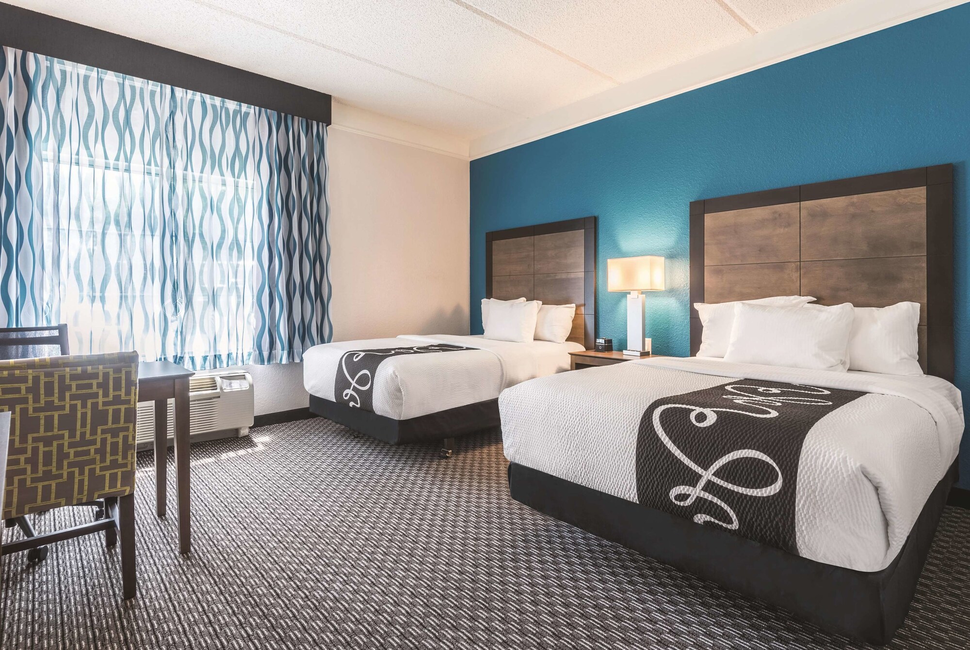 La Quinta Inn & Suites by Wyndham Orlando Lake Mary