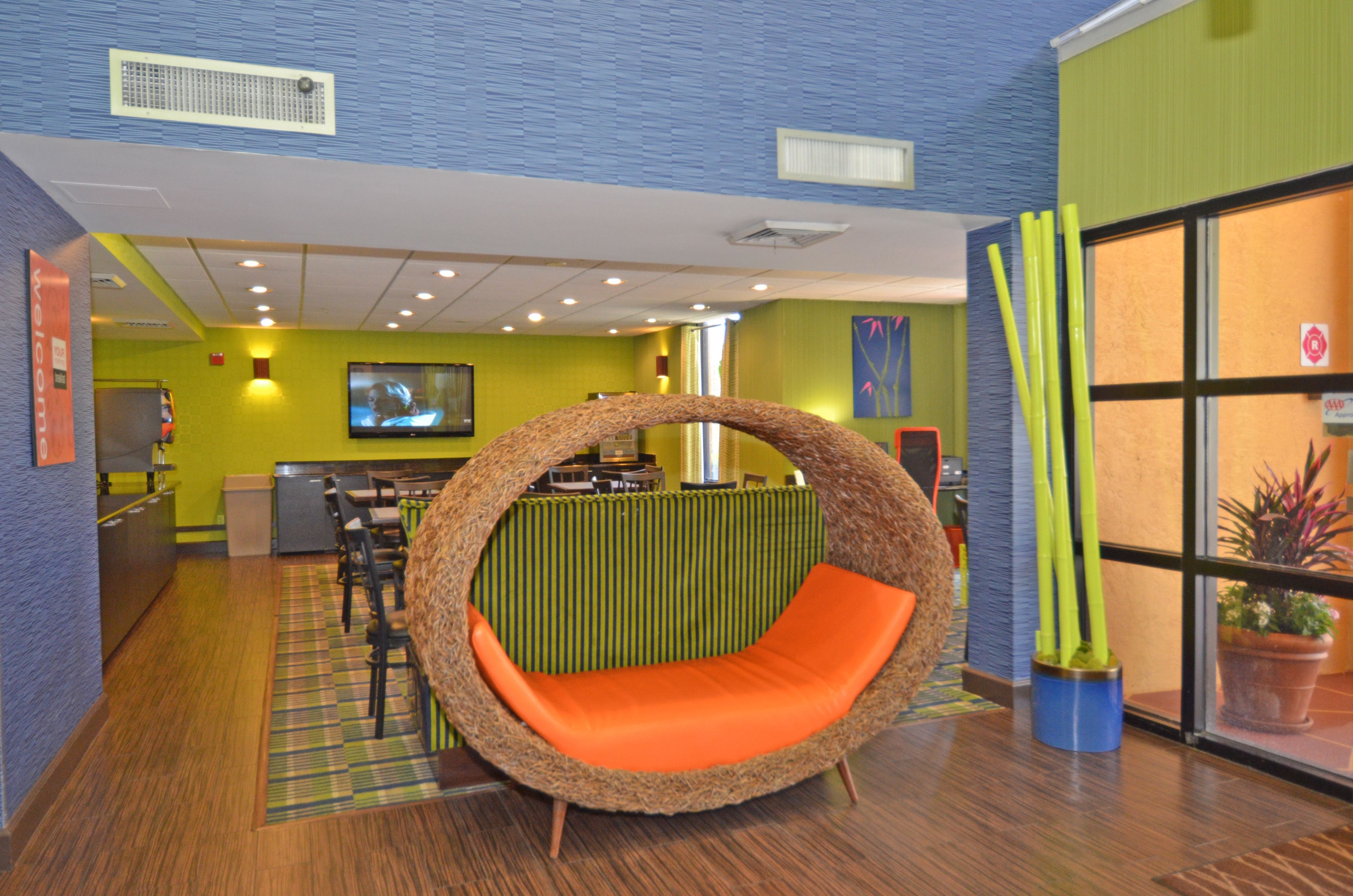 Comfort Inn & Suites Lantana - West Palm Beach South