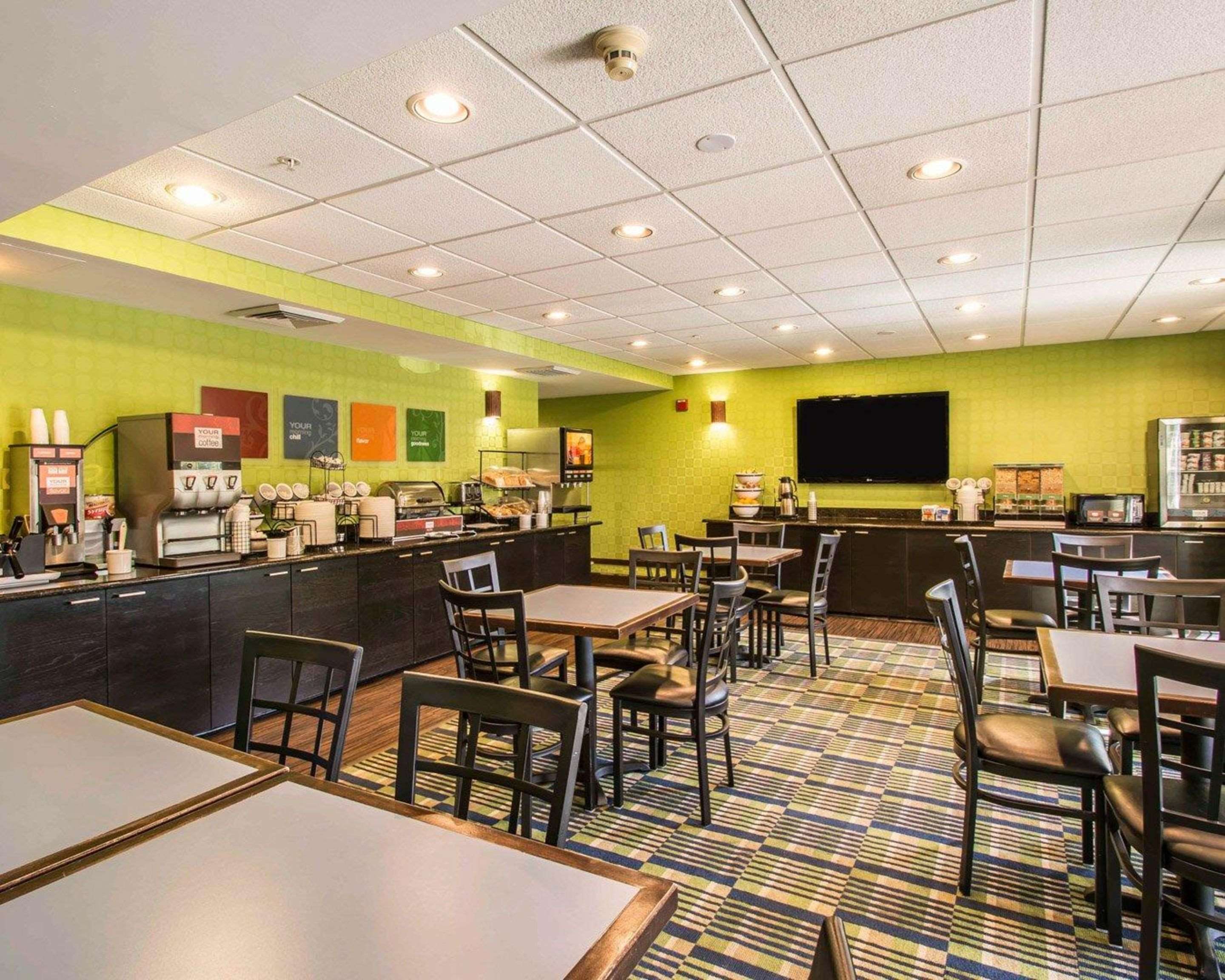 Comfort Inn & Suites Lantana - West Palm Beach South