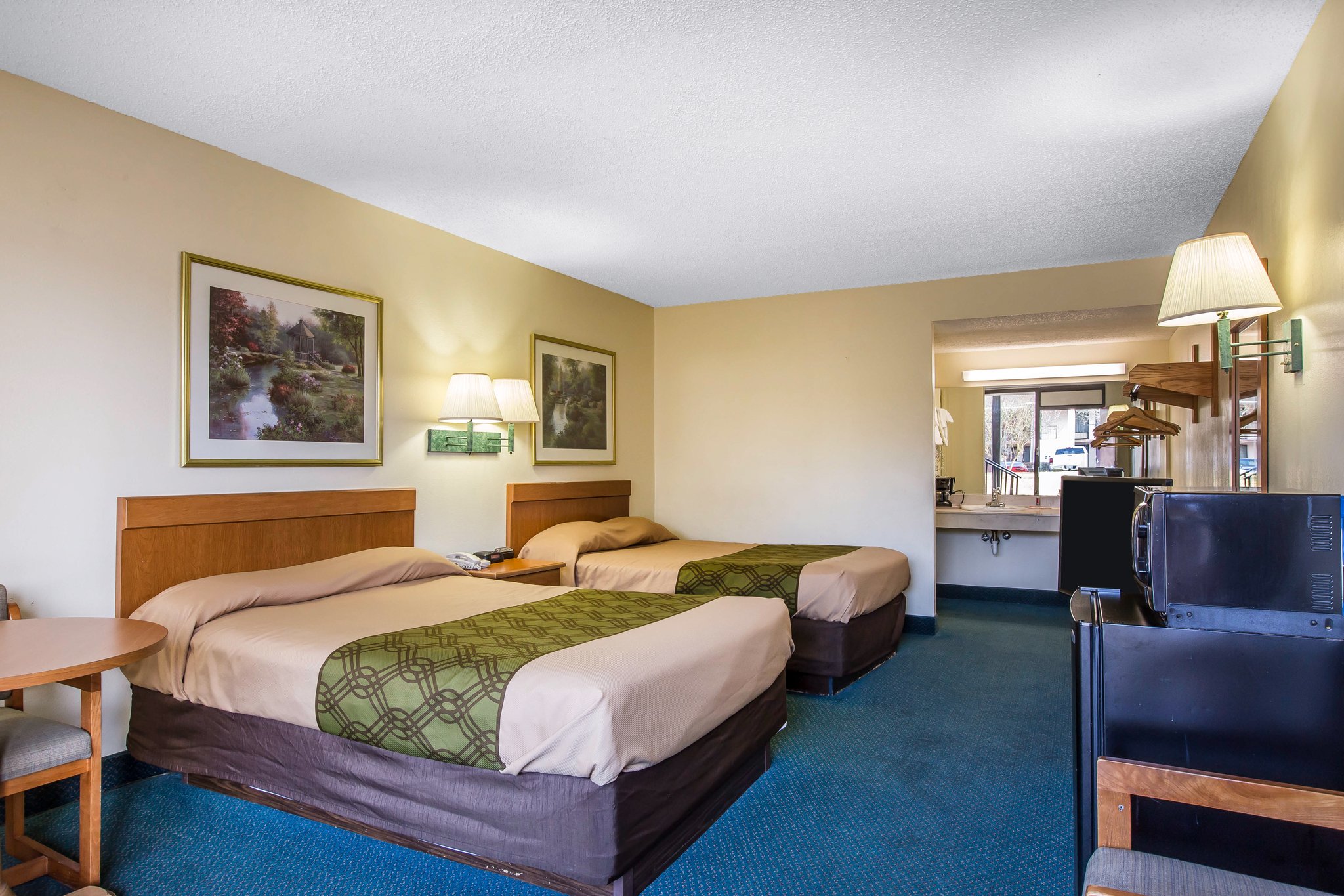 Econo Lodge Live Oak