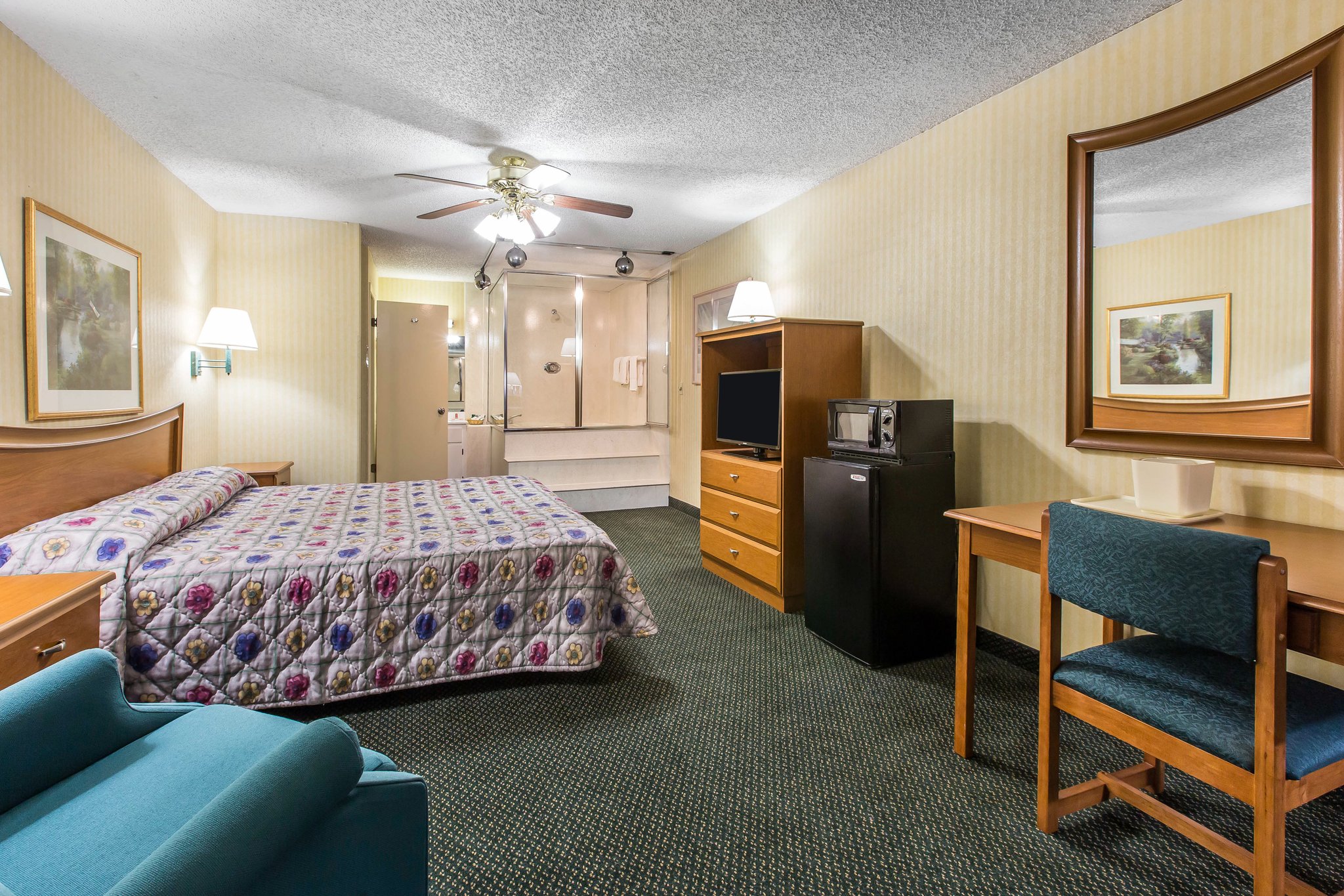 Econo Lodge Live Oak