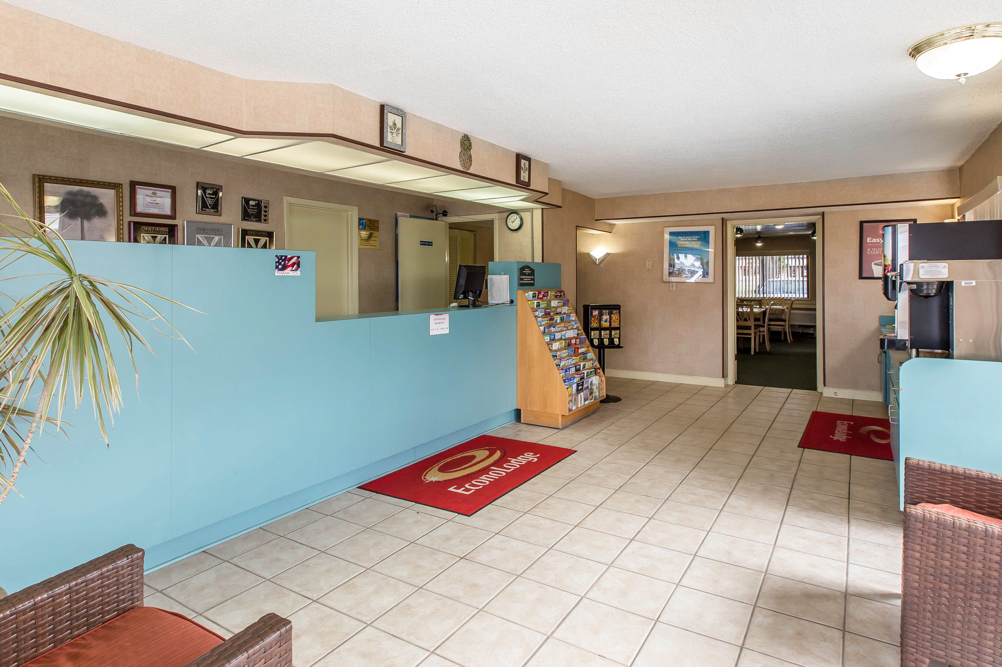 Econo Lodge Live Oak