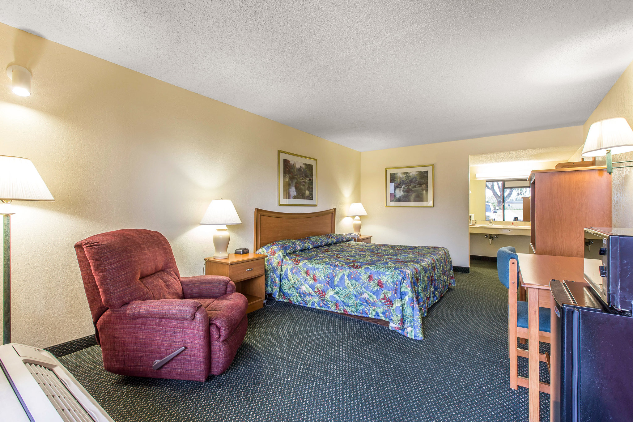 Econo Lodge Live Oak