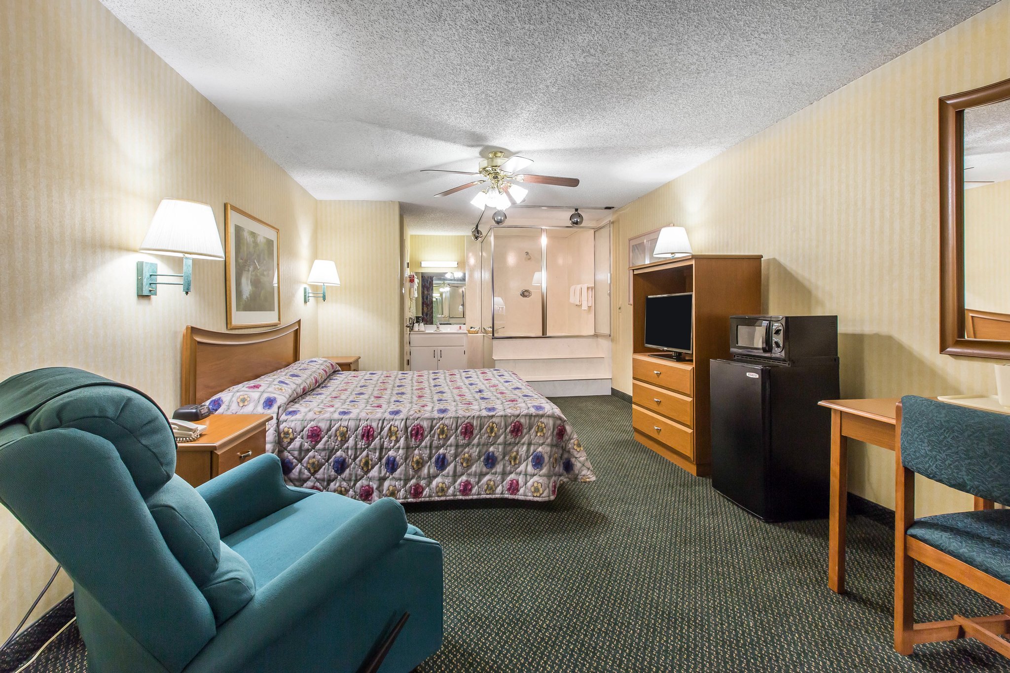 Econo Lodge Live Oak