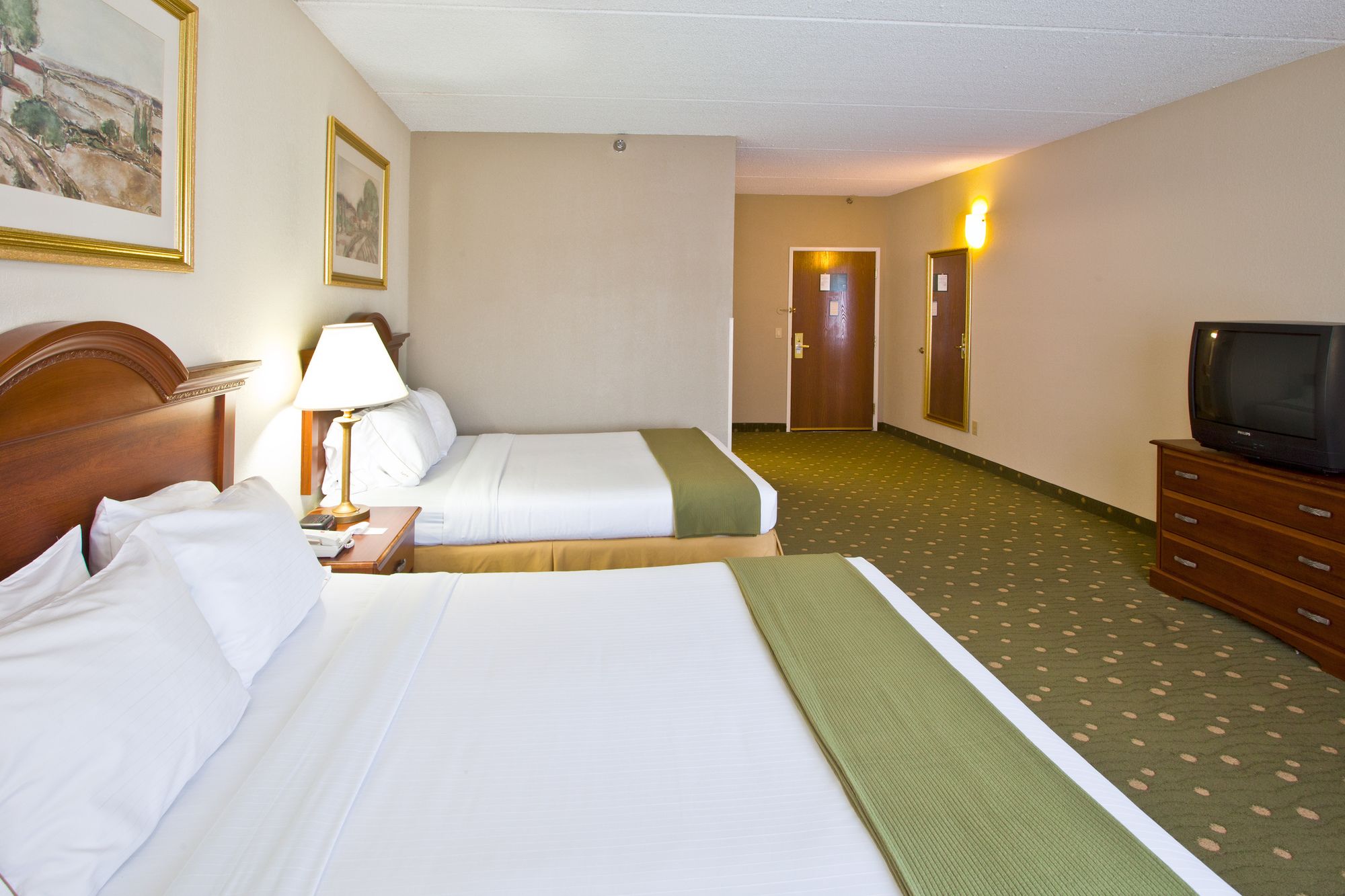 Holiday Inn Express & Suites Live oak