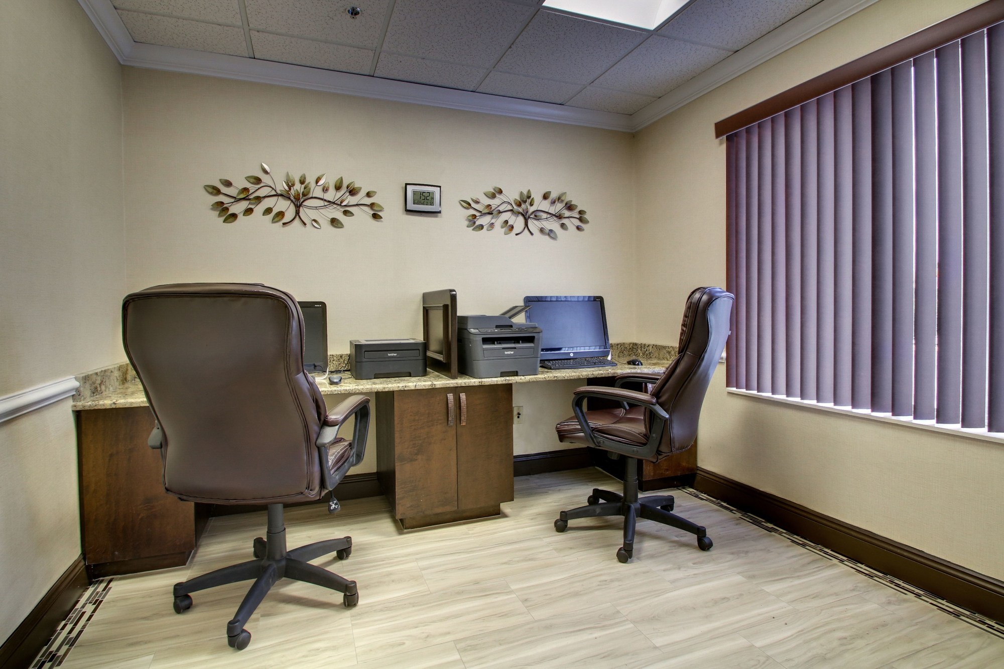 Holiday Inn Express & Suites Live oak