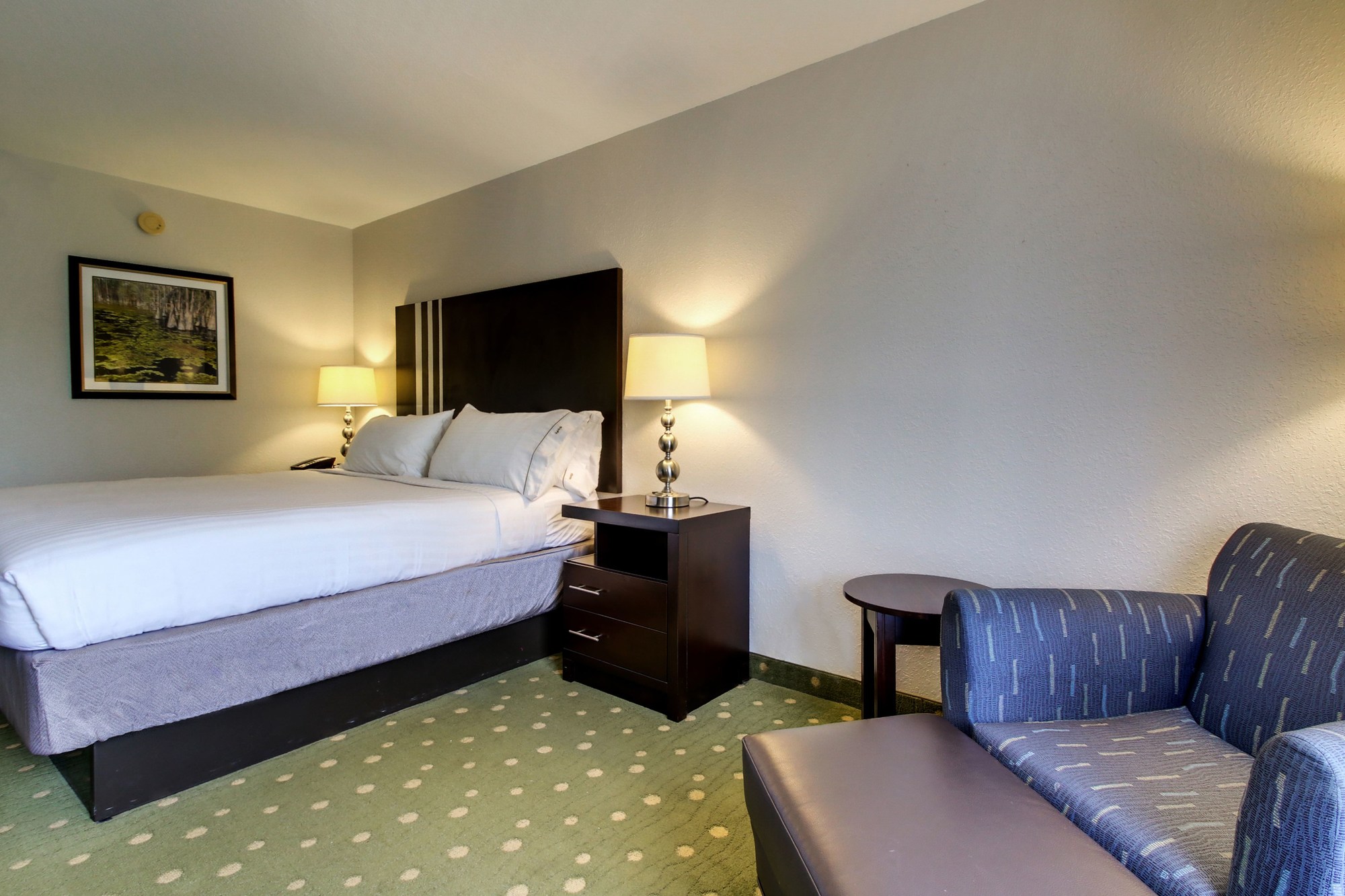 Holiday Inn Express & Suites Live oak