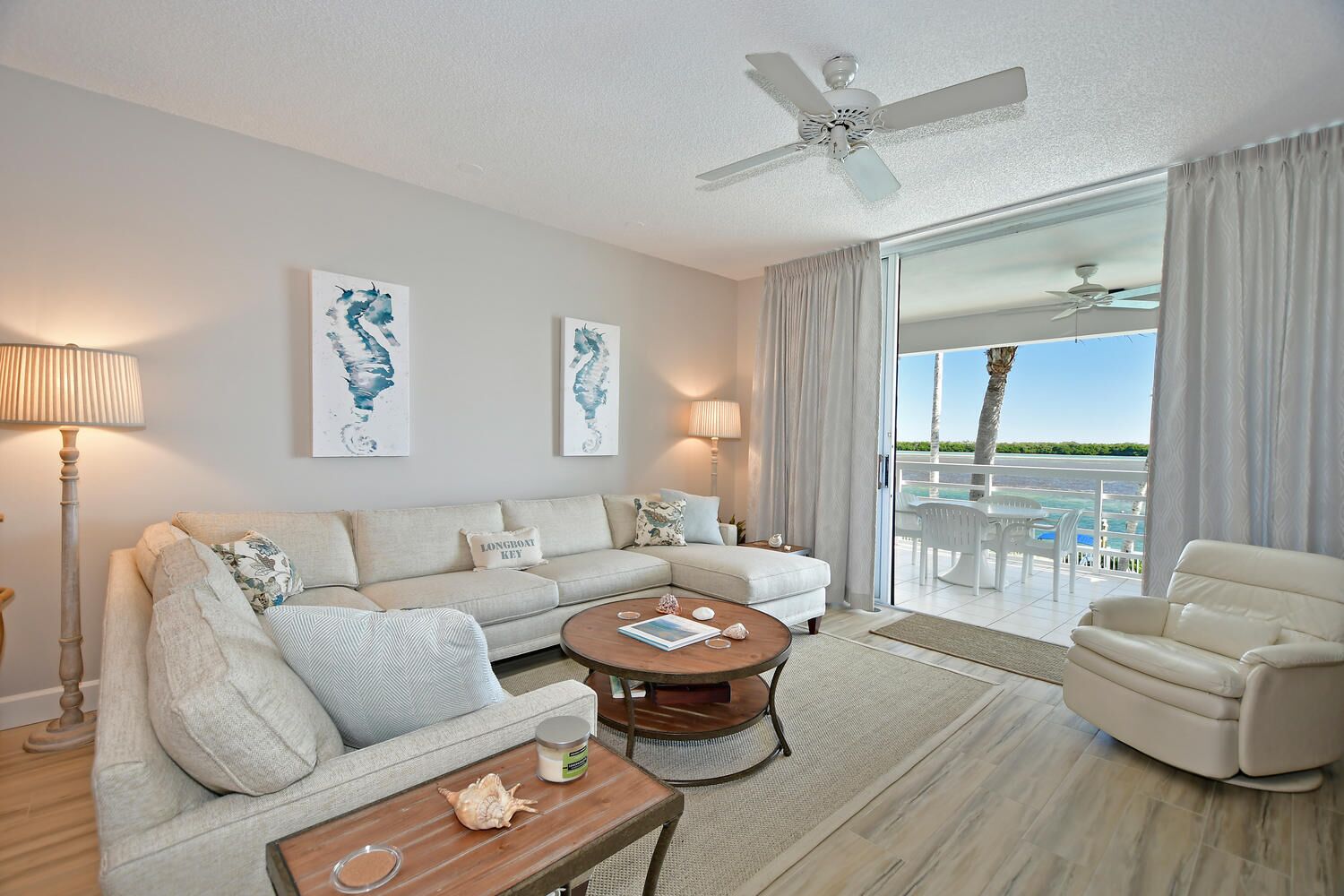 Harbour Villa Club