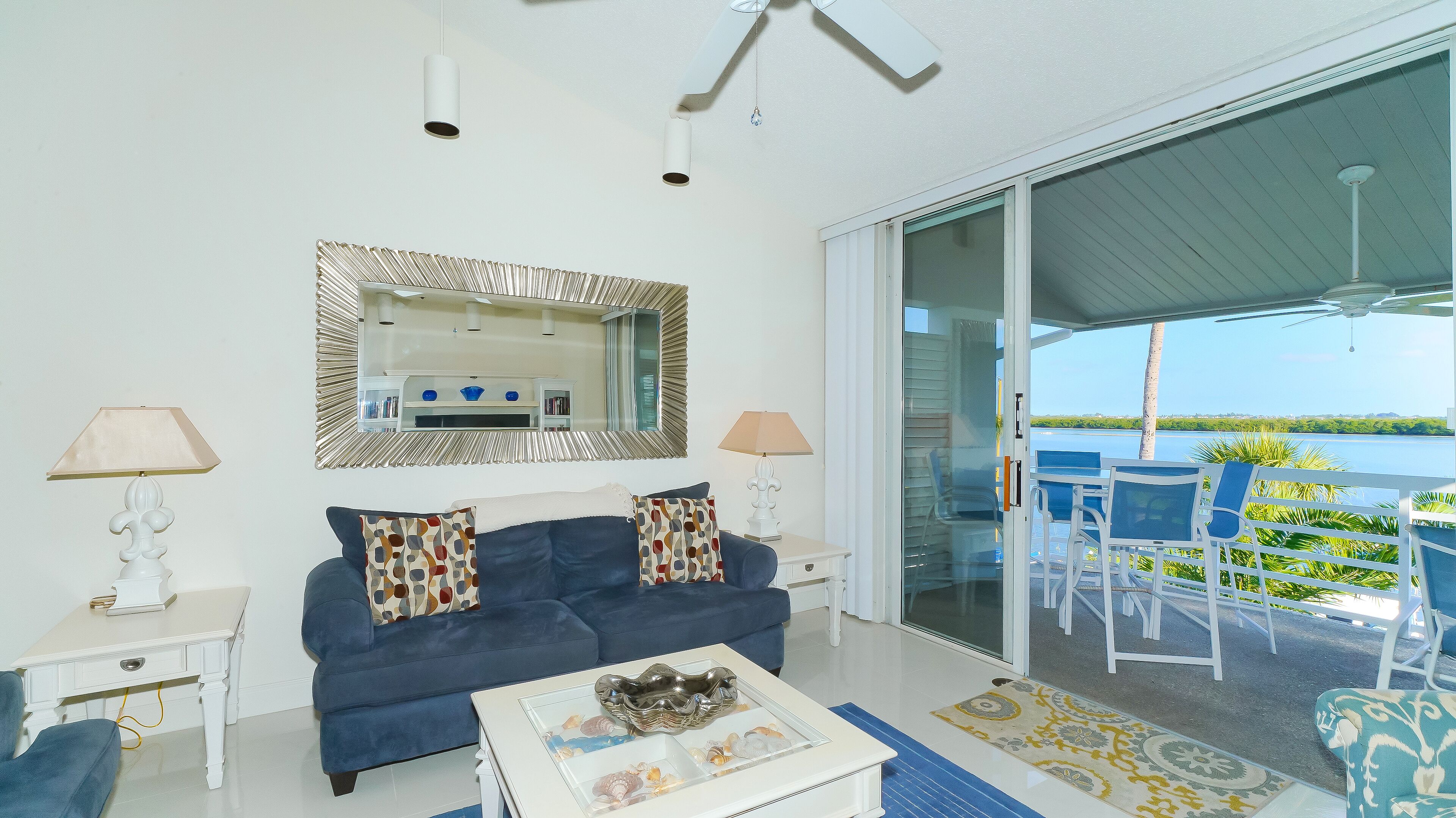 Harbour Villa Club